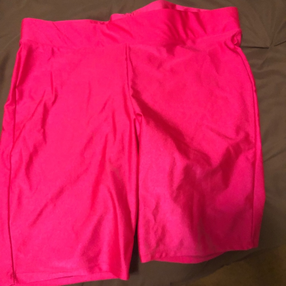 Hot pink biker short